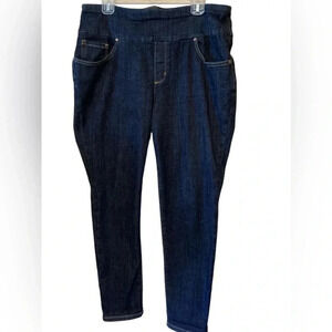 🪻Pair of Lee PLUS jeans 🪻
BIN #31